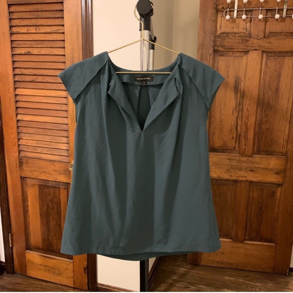 Green Banana Republic Blouse